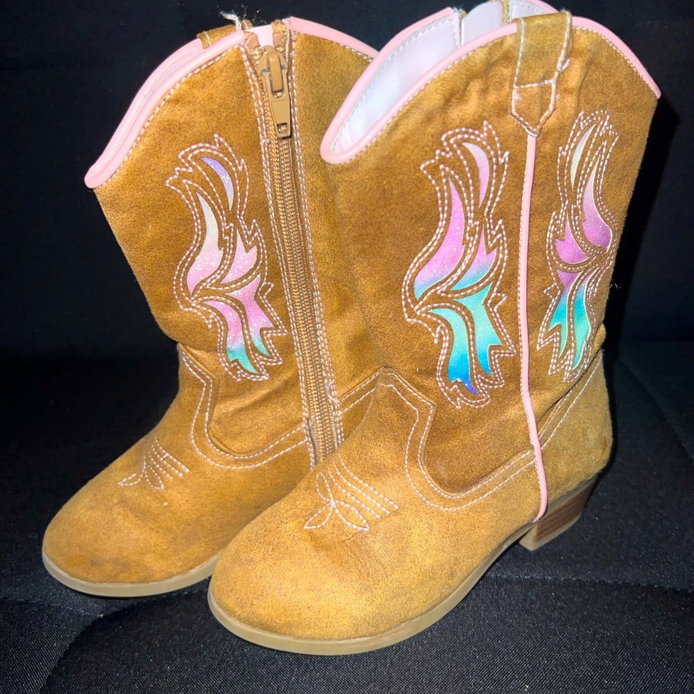 Magellan Outdoors Girls Embroidered Glitter Western Boot size 11